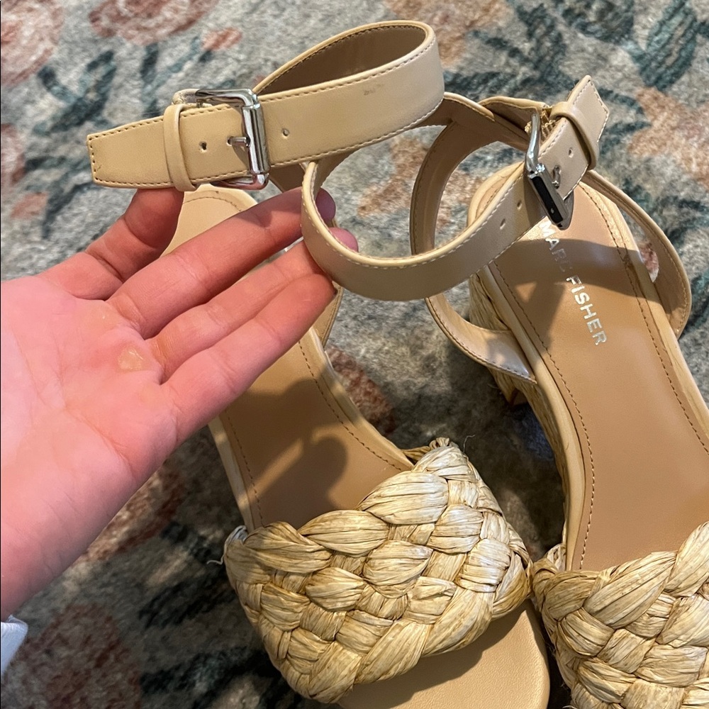 Marc Fisher Steel Raffia Platform Sandals - Picture 6 of 6